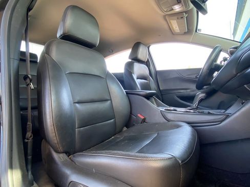 Used 2017 Chevrolet Malibu LT w/ Leather Package image 25