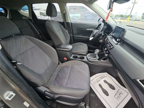 Used 2023 Kia Seltos LX AWD/4WD image 13
