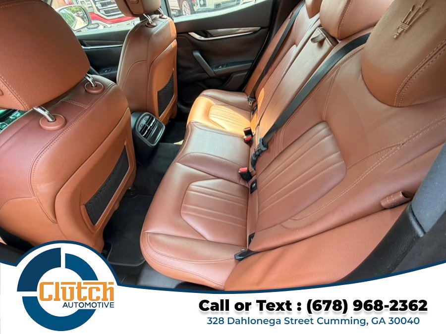 Used 2015 Maserati Ghibli RWD image 20