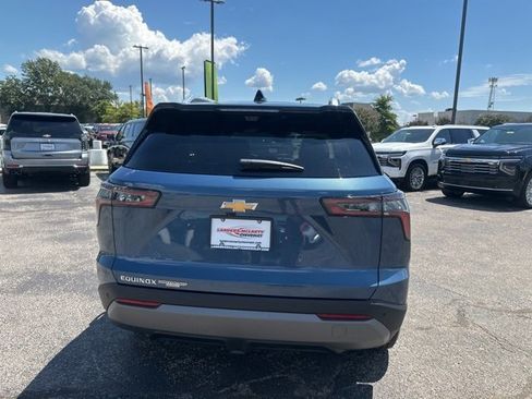 New 2026 Chevrolet Equinox LT w/ Convenience Package II image 4