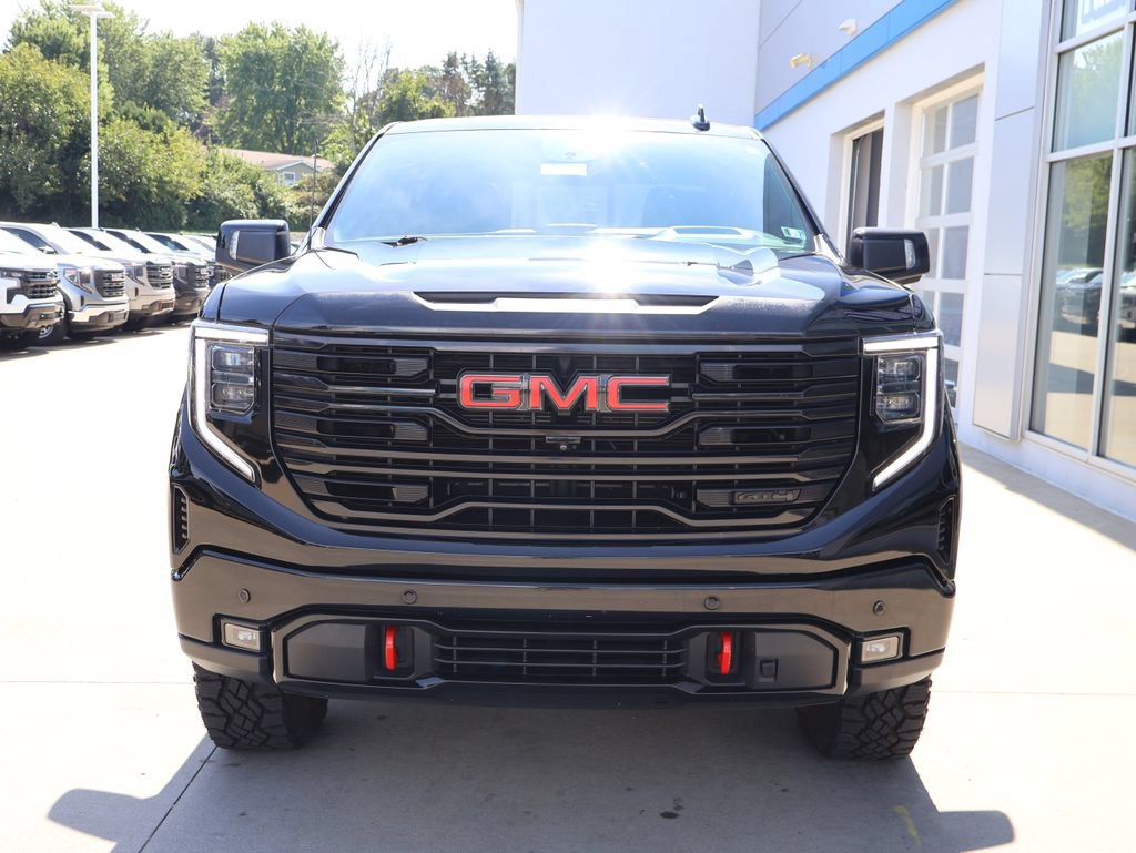 Certified 2023 GMC Sierra 1500 AT4 w/ AT4 Premium Package AWD/4WD image 5