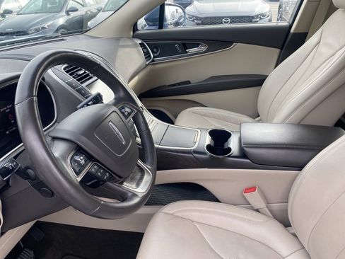 Used 2019 Lincoln Nautilus Reserve image 20