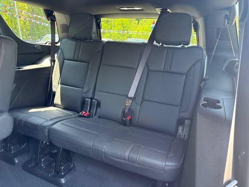 Used 2026 Chevrolet Tahoe RST w/ RST Performance Edition AWD/4WD image 21