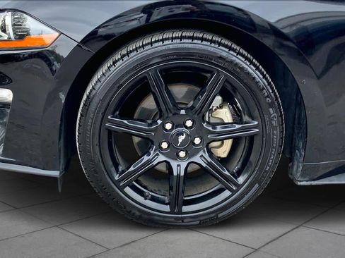 Used 2019 Ford Mustang Coupe w/ Black Accent Package image 8
