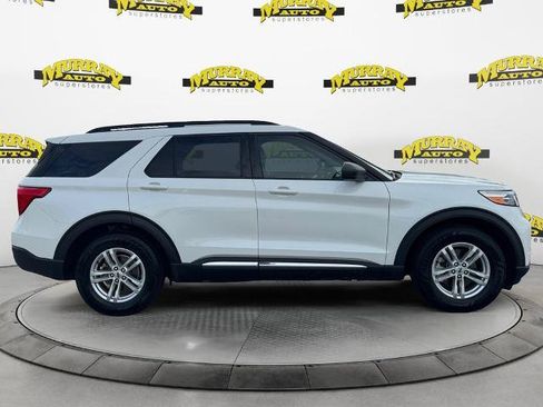 Certified 2023 Ford Explorer XLT w/ Equipment Group 202A RWD image 6