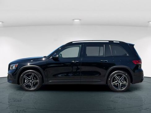 Used 2023 Mercedes-Benz GLB 250 image 4