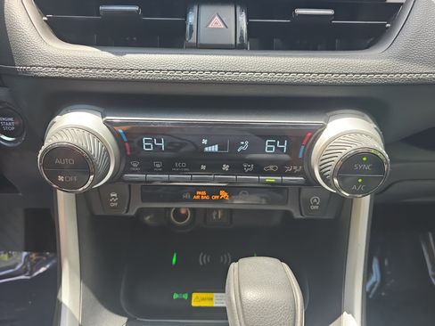 Used 2024 Toyota RAV4 XLE w/ Convenience Package FWD image 25