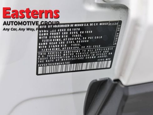 Used 2024 Volkswagen Taos SE FWD image 34