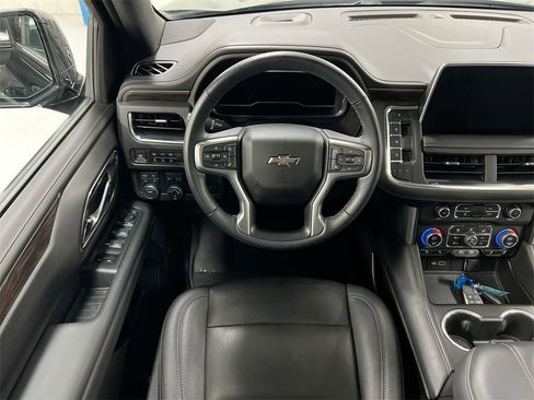 Used 2023 Chevrolet Tahoe Z71 w/ Luxury Package image 20