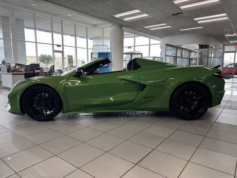 New 2026 Chevrolet Corvette Z06 w/ Stealth Interior Trim Package RWD image 8