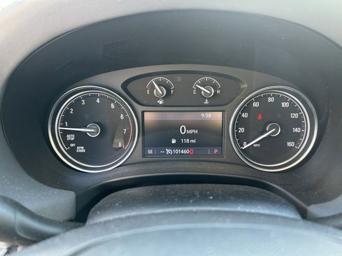 Used 2021 Buick Enclave Preferred image 23