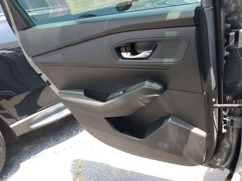 Used 2025 Honda Accord Sport image 12