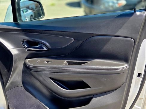 Used 2017 Buick Encore Preferred FWD image 39