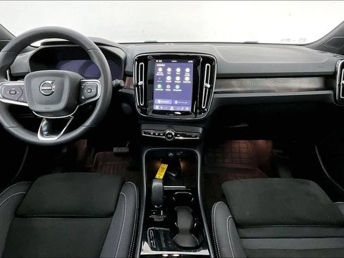 Certified 2023 Volvo XC40 Recharge Plus AWD/4WD image 19