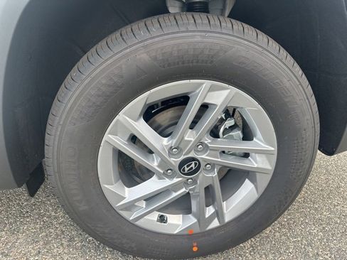 New 2025 Hyundai Tucson SE image 34