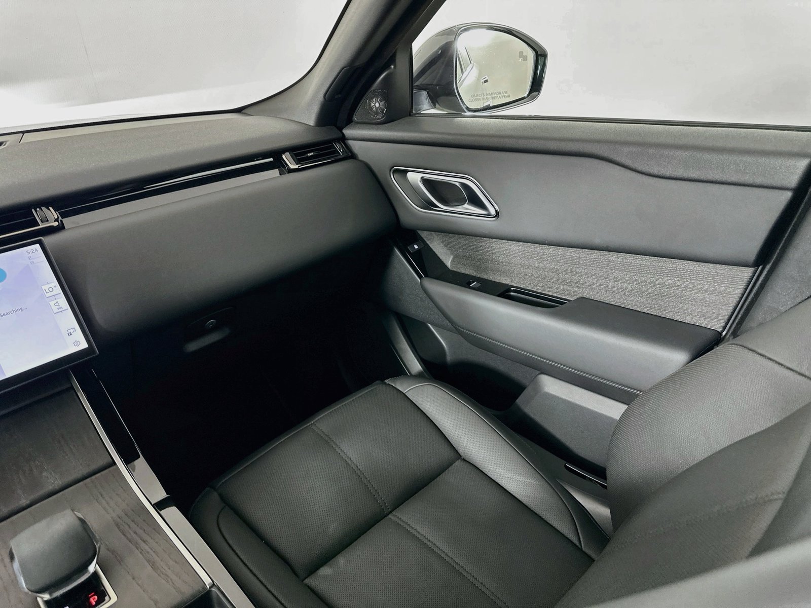 New 2026 Land Rover Range Rover Velar S AWD/4WD image 23