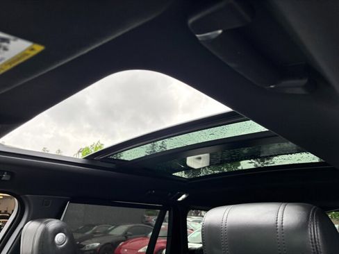 Used 2014 Land Rover Range Rover Long Wheelbase Supercharged image 24