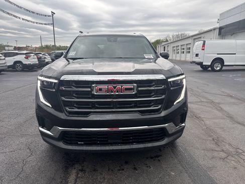 New 2025 GMC Acadia Elevation image 9