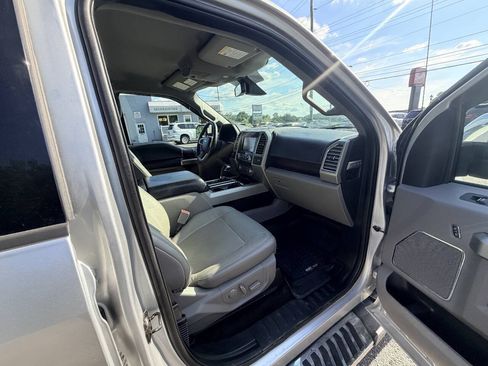Used 2015 Ford F150 Lariat w/ Equipment Group 502A Luxury AWD/4WD image 53