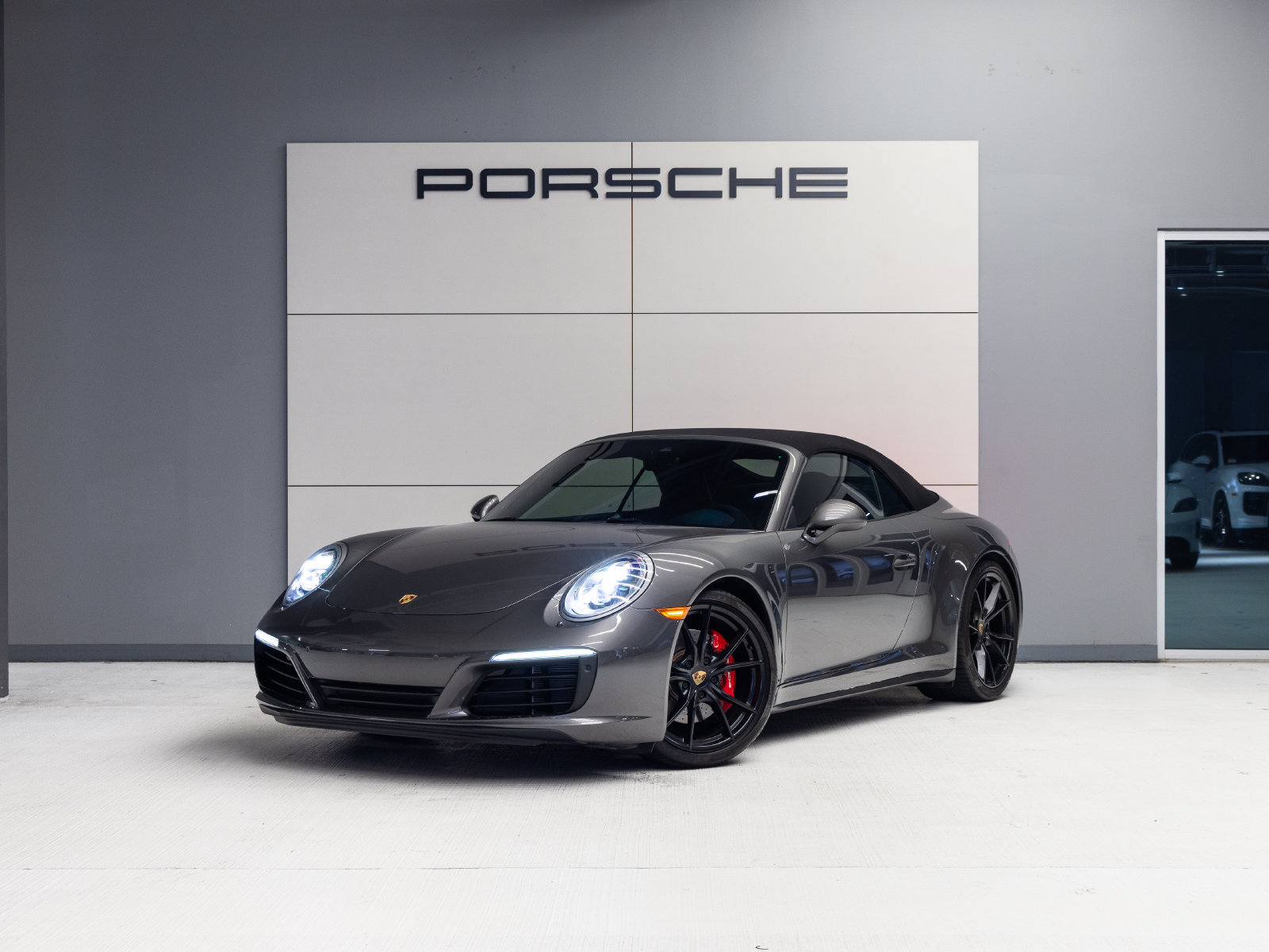 Certified 2017 Porsche 911 Carrera 4S AWD/4WD image 1