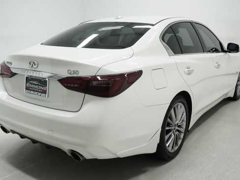Used 2018 INFINITI Q50 Luxe w/ Essential Package (3.0T Luxe) RWD image 4