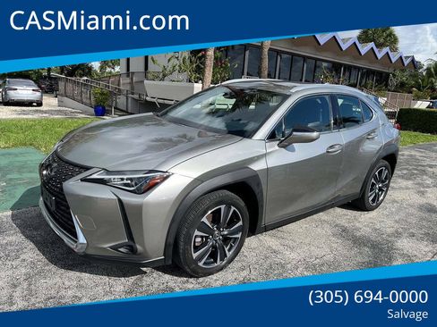 Used 2022 Lexus UX 200 w/ Accessory Package (Z1) FWD image 1