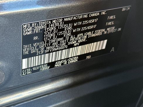 Used 2024 Toyota RAV4 LE image 27