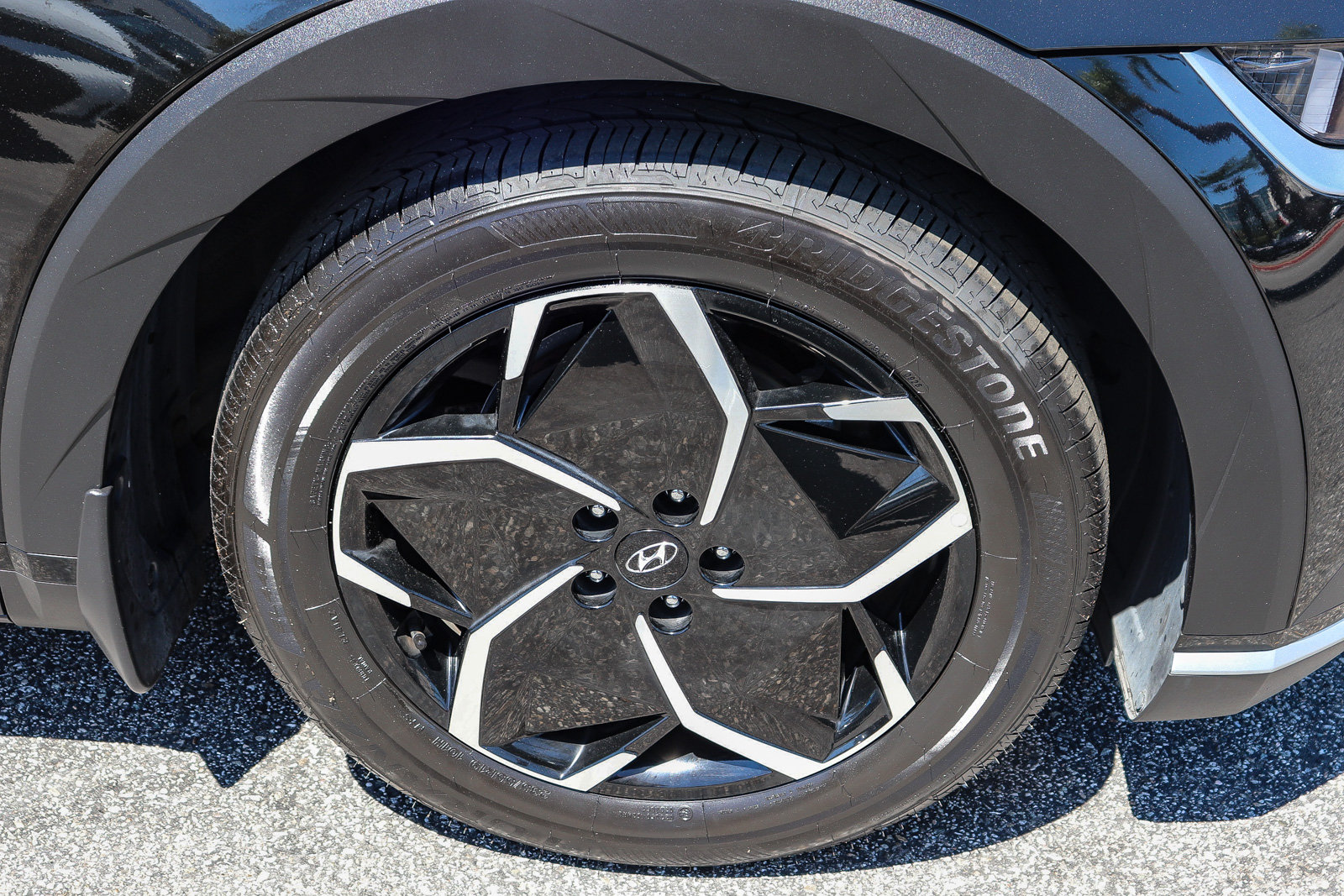 Used 2022 Hyundai Ioniq 5 SE RWD image 7