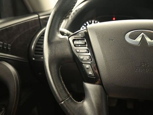Used 2024 INFINITI QX80 Luxe RWD image 17