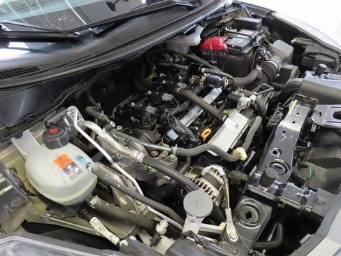 Used 2023 Nissan Versa S image 31