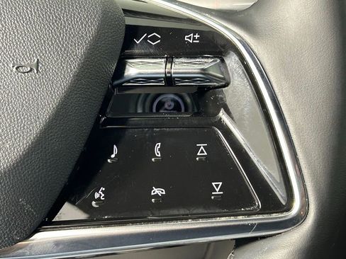 Used 2024 Cadillac Lyriq Luxury AWD/4WD image 29