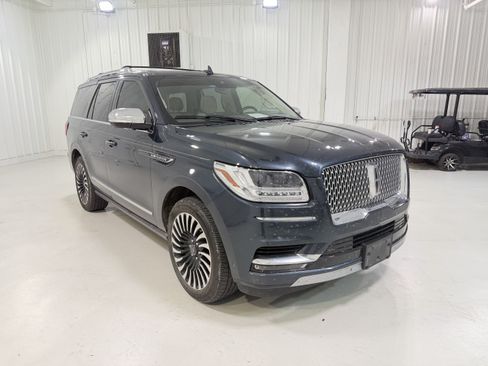 Used 2021 Lincoln Navigator Black Label w/ Cargo Convenience Package AWD/4WD image 7