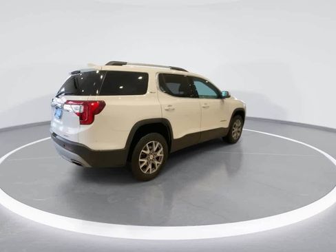 Used 2020 GMC Acadia SLT w/ Driver Alert Package II image 8