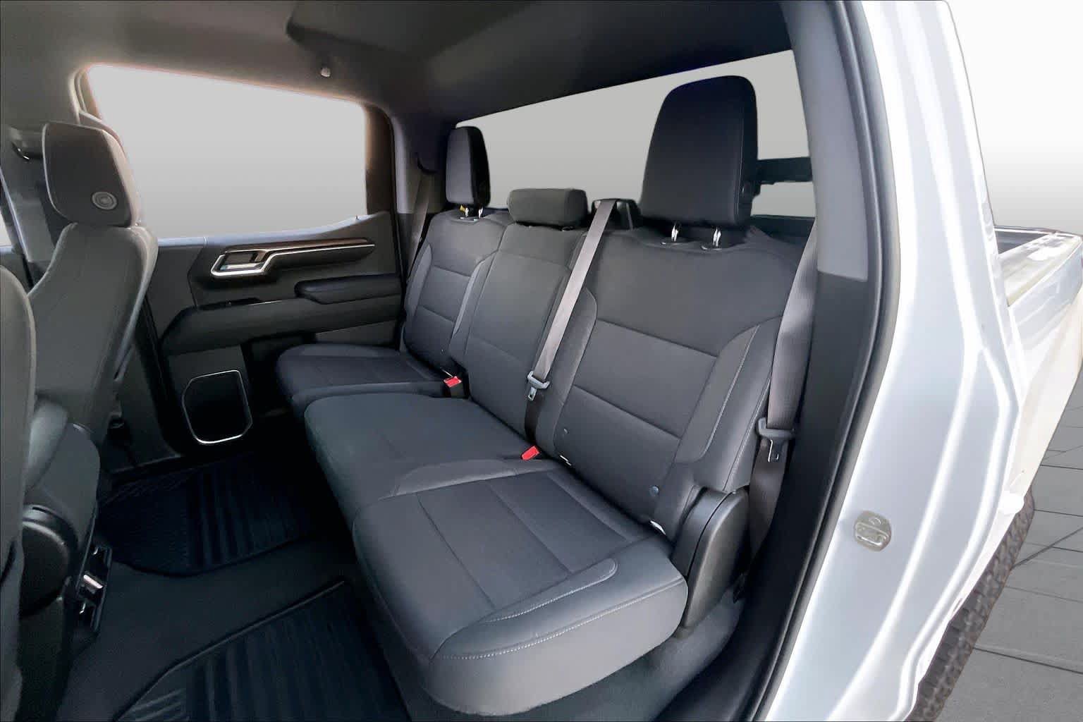 Used 2022 Chevrolet Silverado 1500 RST AWD/4WD image 20