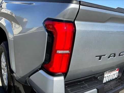 Used 2024 Toyota Tacoma SR5 image 30