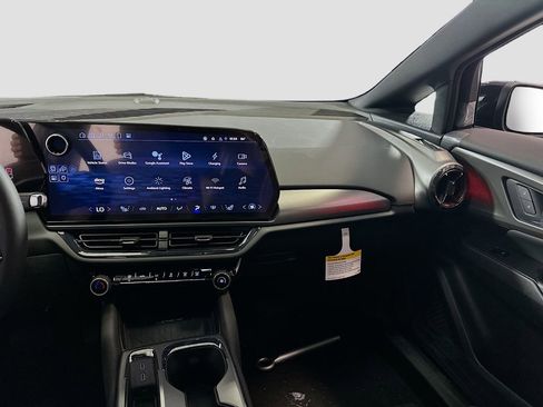 New 2025 Chevrolet Equinox EV RS image 25