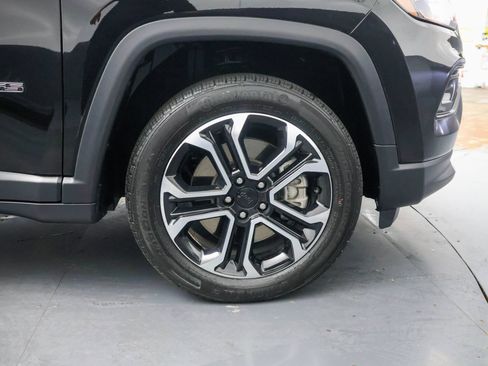 Used 2023 Jeep Compass Limited AWD/4WD image 37