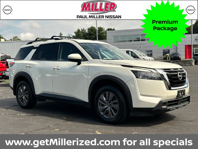 Certified 2023 Nissan Pathfinder SV w/ SV Premium Package AWD/4WD image 1