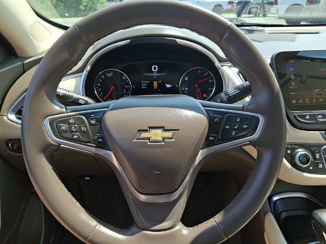 Used 2023 Chevrolet Malibu LT FWD image 18