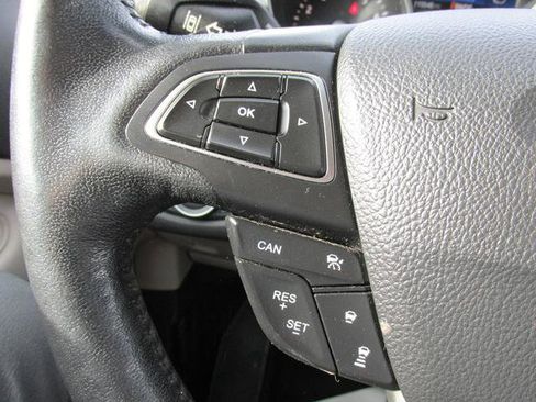 Used 2018 Ford Escape Titanium w/ Ford Safe & Smart Package image 15