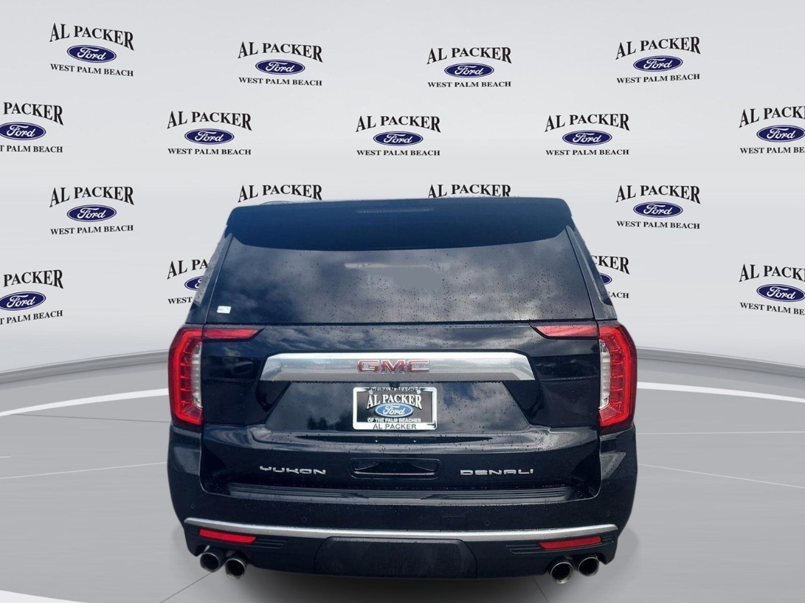 Used 2024 GMC Yukon XL Denali AWD/4WD image 4