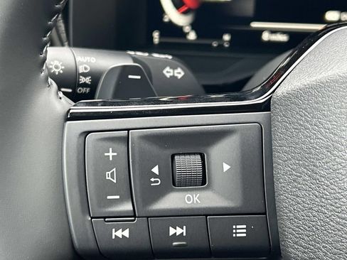 New 2026 Nissan Pathfinder Platinum AWD/4WD image 27