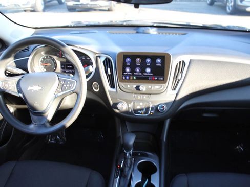 Used 2023 Chevrolet Malibu LS image 24