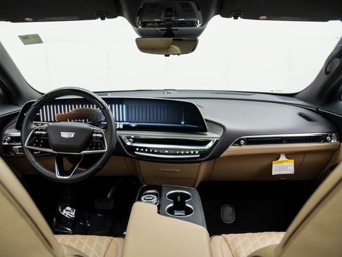 Certified 2024 Cadillac Lyriq Sport w/ Nappa Leather Package image 12