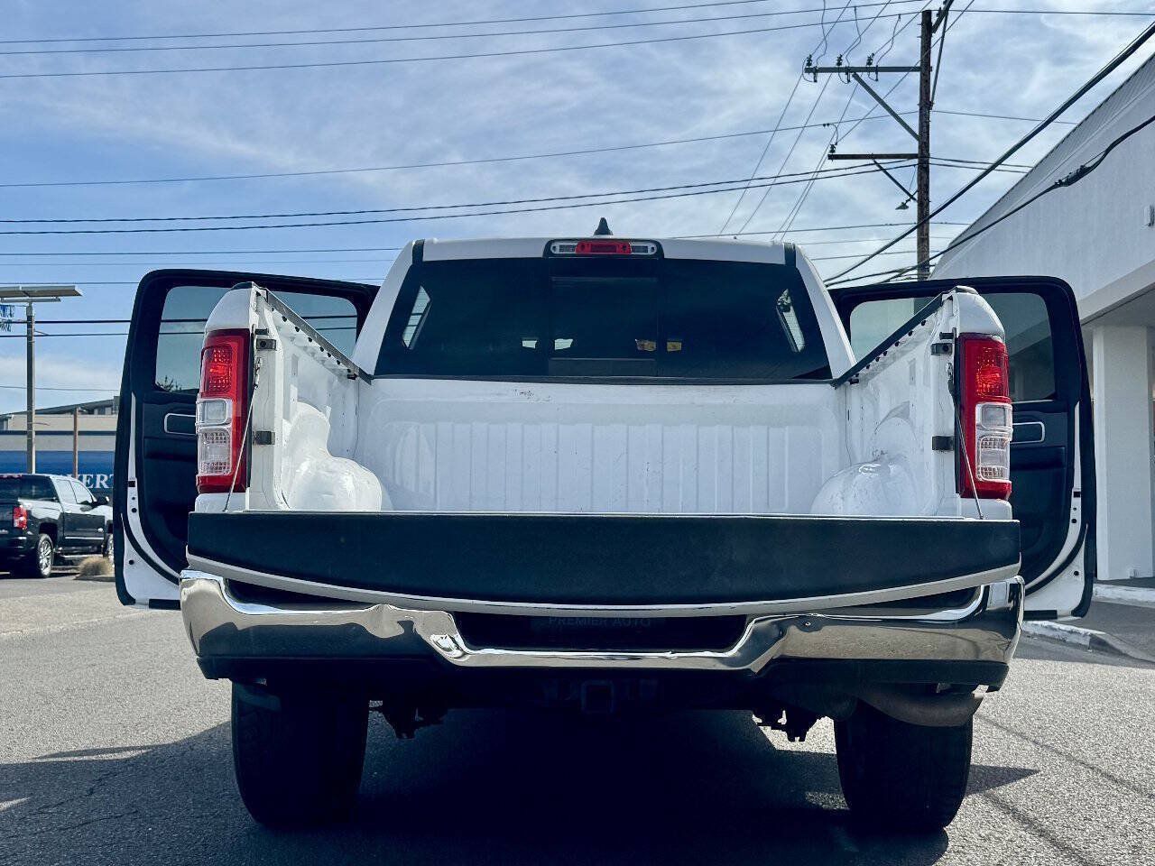 Used 2022 RAM 1500 Big Horn AWD/4WD image 23