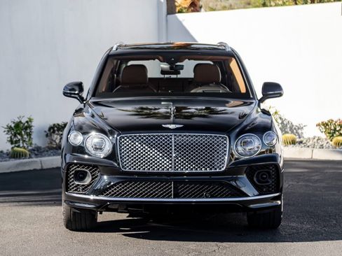 Used 2022 Bentley Bentayga image 9