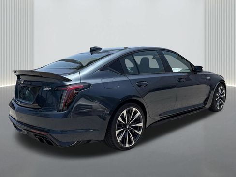 New 2026 Cadillac CT5 V Blackwing w/ Carbon Fiber 2 Package RWD image 5