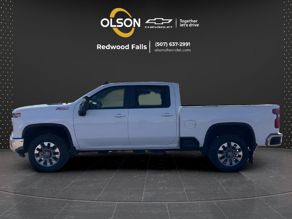 Used 2024 Chevrolet Silverado 3500 LT w/ All Star Edition AWD/4WD image 2