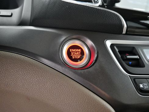 Used 2020 Honda Pilot EX-L image 10