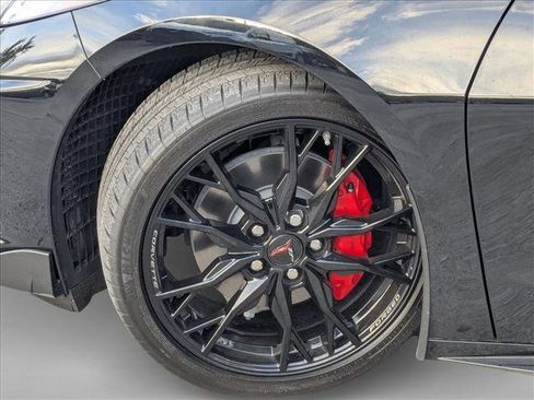 Used 2024 Chevrolet Corvette Stingray Convertible w/ 1LT image 10